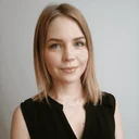 Анна Попова